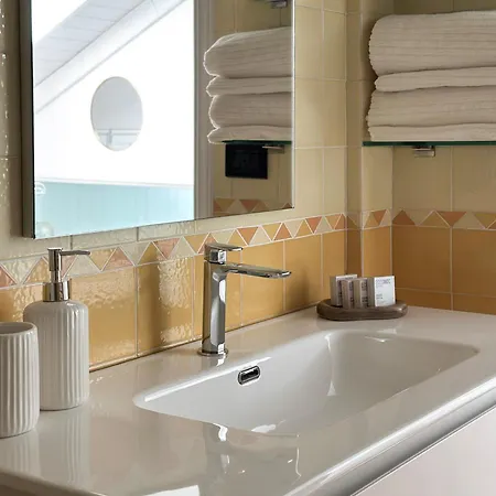 Casa Bole, Rustic-chic Attic With Glimpse Apartment