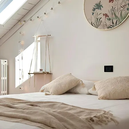 Casa Bole, Rustic-chic Attic With Glimpse Apartman Dormelletto