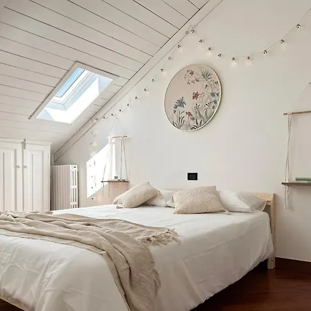 Apartment Casa Bole, Rustic-chic Attic With Glimpse