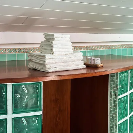 Casa Bole, Rustic-chic Attic With Glimpse דורמלטו