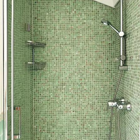 Casa Bole, Rustic-chic Attic With Glimpse