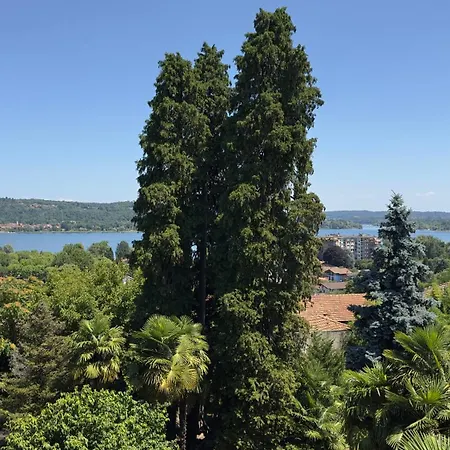 Casa Bole, Rustic-chic Attic With Glimpse Apartman Dormelletto