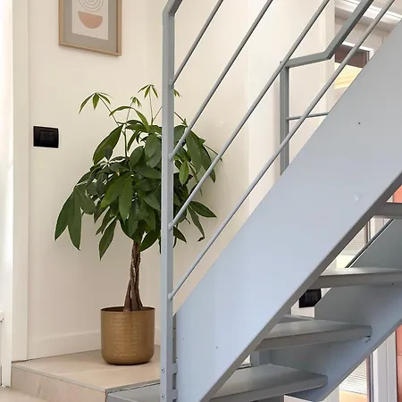 דירה Casa Bole, Rustic-chic Attic With Glimpse *