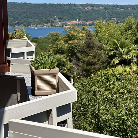 Casa Bole, Rustic-chic Attic With Glimpse Apartman *