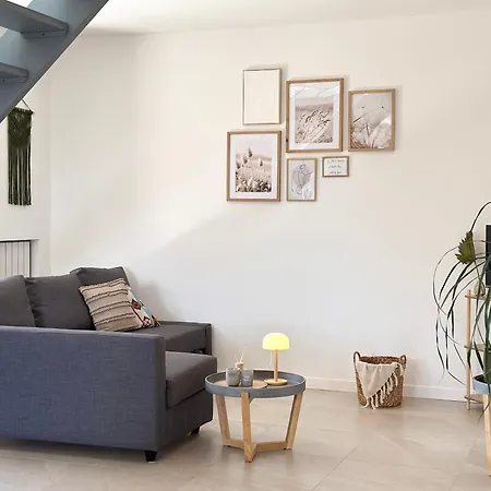 Casa Bole, Rustic-chic Attic With Glimpse Apartman *