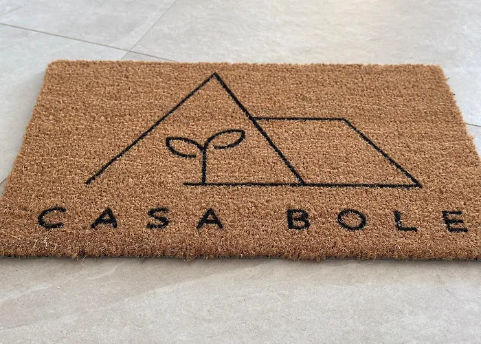 アパート Casa Bole, Rustic-chic Attic With Glimpse *