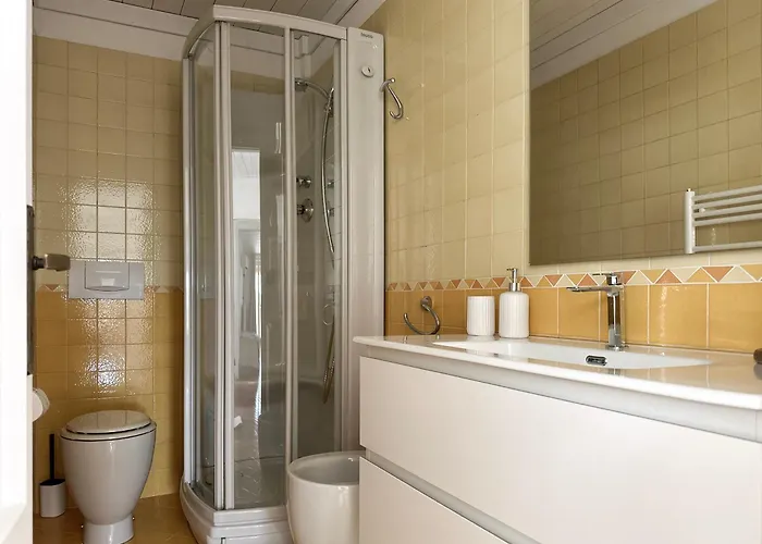 Casa Bole, Rustic-chic Attic With Glimpse *