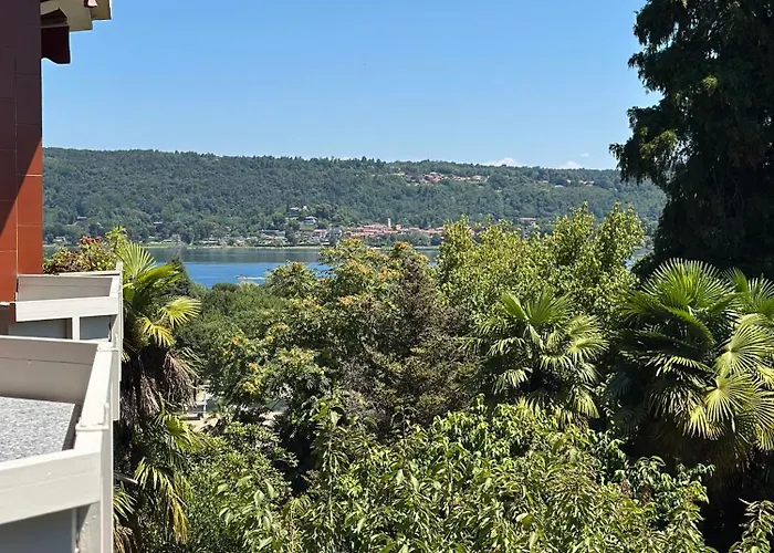 Casa Bole, Rustic-chic Attic With Glimpse ドルメッレット