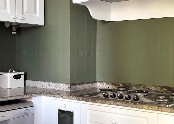 Casa Bole, Rustic-chic Attic With Glimpse ドルメッレット