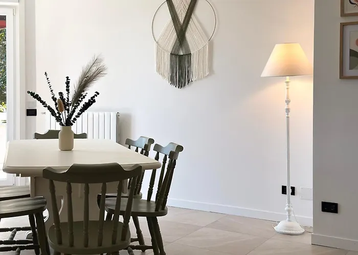 Casa Bole, Rustic-chic Attic With Glimpse Lejlighed *