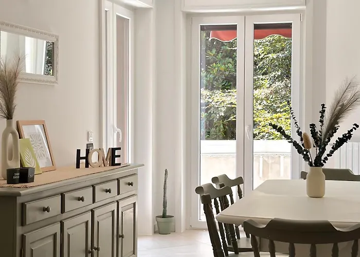 Lejlighed Casa Bole, Rustic-chic Attic With Glimpse